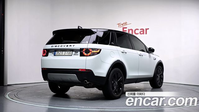Land Rover Discovery Sport Sports 2.0 TD4 HSE Luxury - фото 1