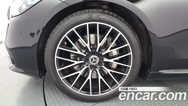 Mercedes-Benz S-Class W223 S580L 4MATIC - фото 4