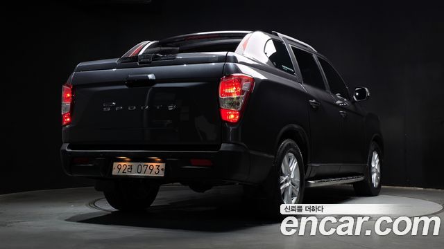 SsangYong Rexton Sports Diesel 2.2 4WD Adventure - фото 1