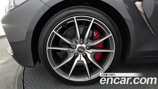 Genesis G70 2.0T AWD Sport Package - фото 4