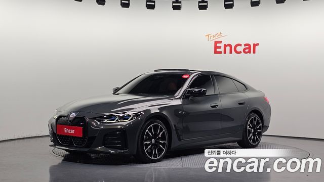 BMW i4 M50 - фото 0