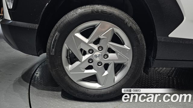 Hyundai Kona SX2, гибрид Premium - фото 4