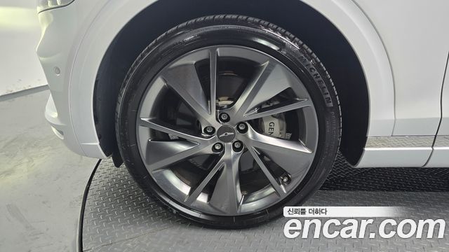 Genesis GV70 2.5T Gasoline AWD - фото 3