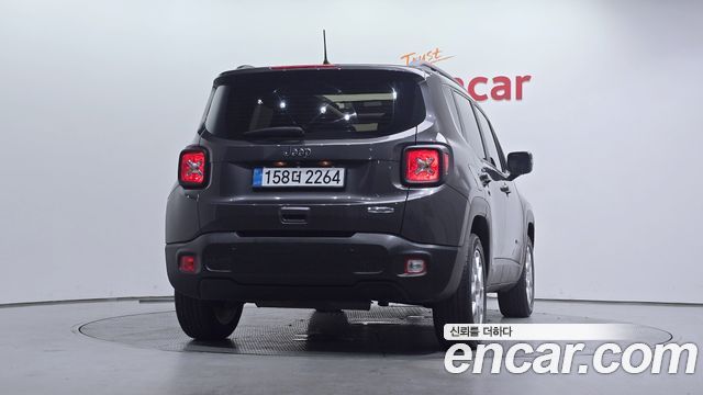 Jeep Renegade 2.4 Longitude - фото 3