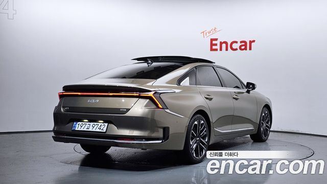 Kia K8 Новый, гибрид Signature - фото 1