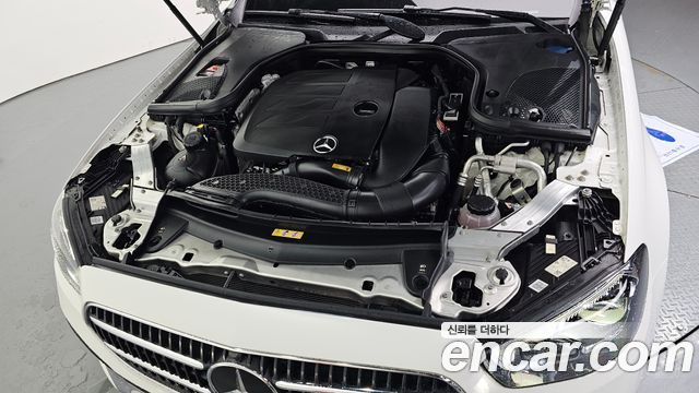 Mercedes-Benz E-Class W213 E350 4MATIC Avantgarde - фото 4