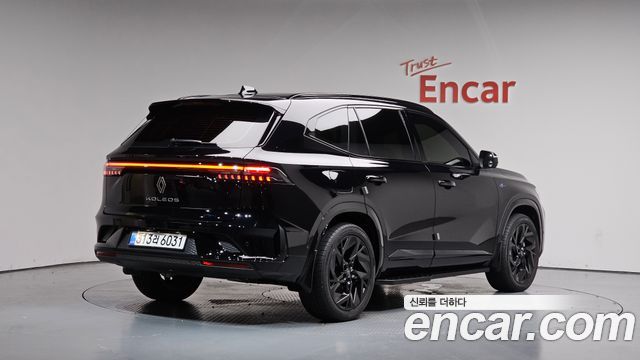 Renault Samsung Grand Koleos 1.5 E-TECH Esprit Alphine Noir 2WD - фото 0