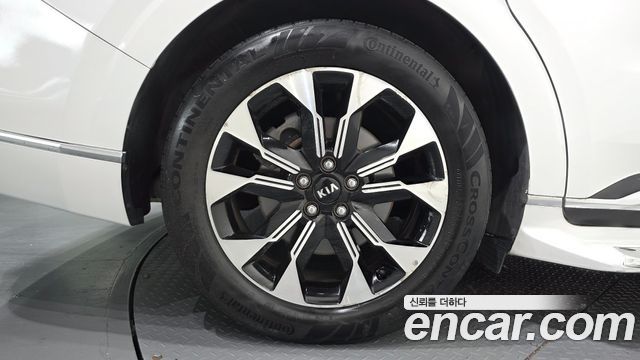 Kia Carnival 4-го поколения Gasoline 9-Seater Hi-Limousine Signature - фото 4