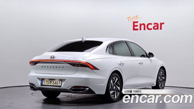Hyundai Grandeur Новый IG, гибрид Premium Choice - фото 1