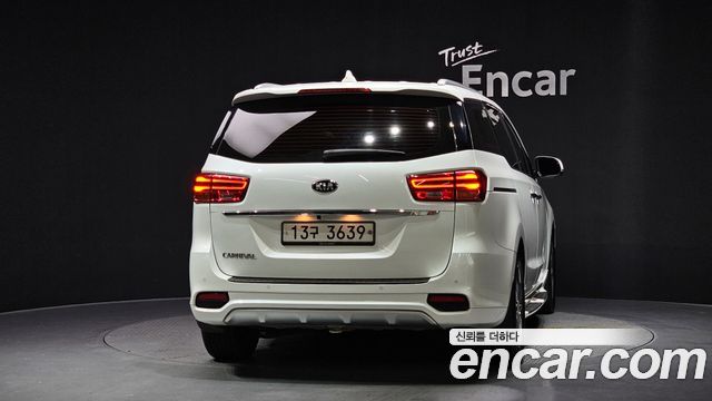 Kia Carnival Новый 9-Seater Noblesse - фото 3