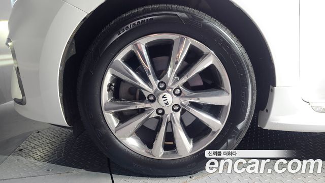 Kia Carnival Новый 9-Seater Noblesse - фото 4