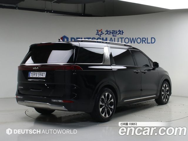Kia Carnival 4-го поколения 9-Seater Signature - фото 1