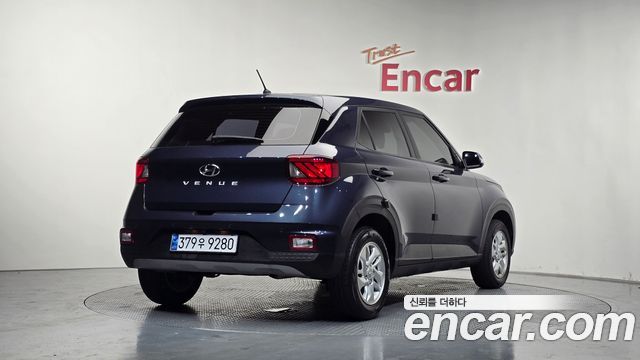 Hyundai Venue 1.6 Modern - фото 0