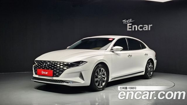 Hyundai Grandeur Новый IG, гибрид Calligraphy - фото 0