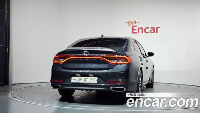 Hyundai Grandeur IG 2.4 Premium - фото 3