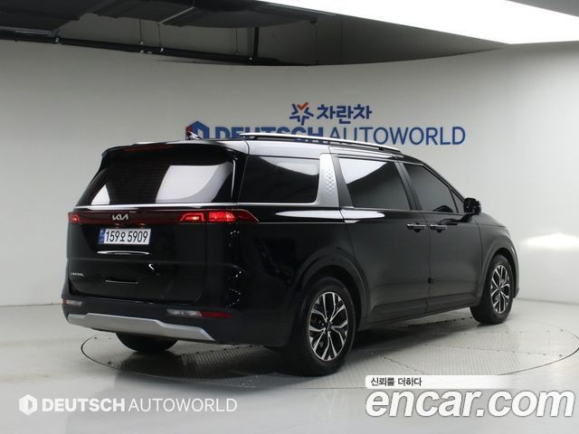 Kia Carnival 4-го поколения 9-Seater Prestige - фото 1