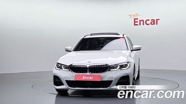 BMW 3-Series G20 320i Touring M Sports - фото 2