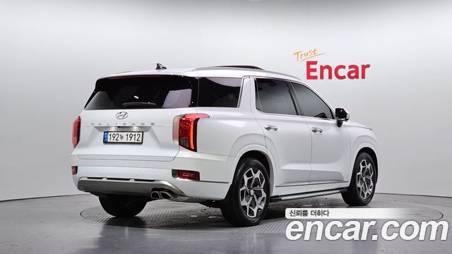 Hyundai Palisade Diesel 2.2 2WD Calligraphy - фото 1