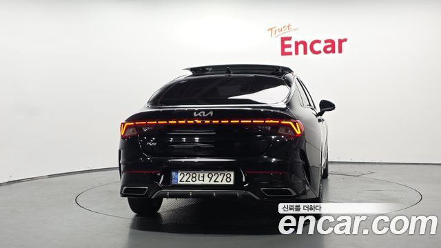 Kia K5 3-го поколения 2.0 Signature - фото 3