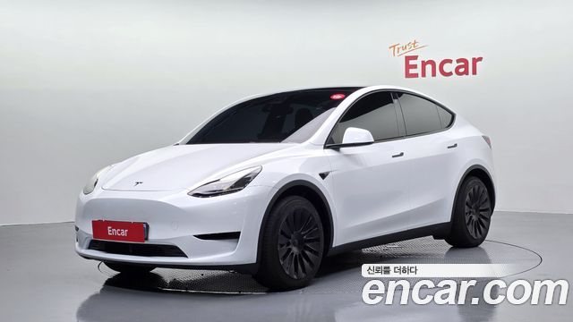 Tesla Model Y RWD - фото 0