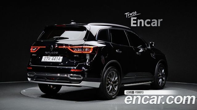 Renault Samsung QM6 Diesel 4WD RE Signature - фото 1