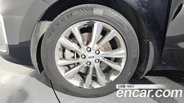 Kia Carnival Новый 9-Seater Luxury - фото 4