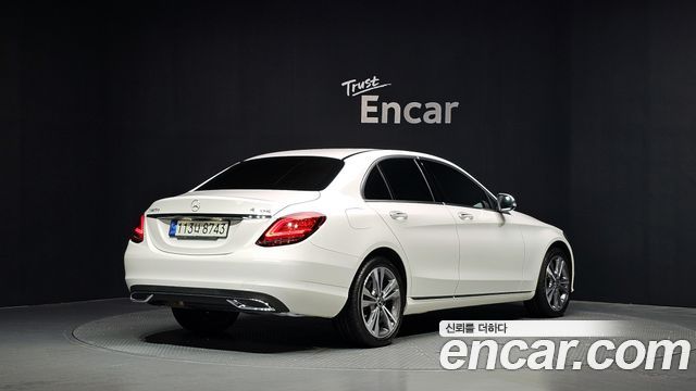 Mercedes-Benz C-Class W205 C220 d 4MATIC - фото 1