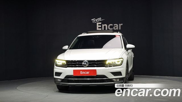 Volkswagen Tiguan 2-го поколения 2.0 TDI Prestige - фото 2