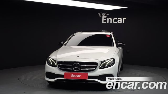 Mercedes-Benz E-Class W213 E250 Avantgarde - фото 2