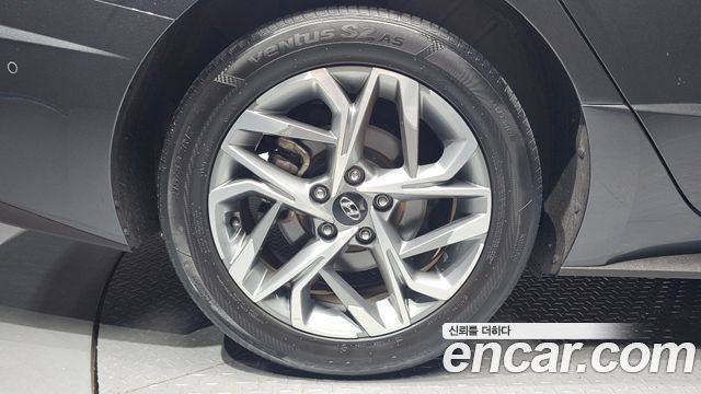 Hyundai Sonata DN8 2.0 Premium Family - фото 3
