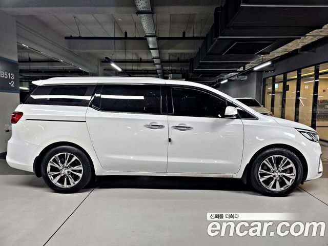 Kia Carnival Новый 7-Seater Limousine President - фото 2