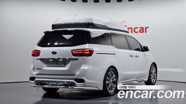 Kia Carnival Новый Gasoline 9-seater Limousine(Special vehicle) - фото 0