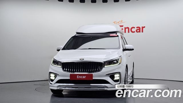 Kia Carnival Новый Gasoline 9-seater Limousine(Special vehicle) - фото 1