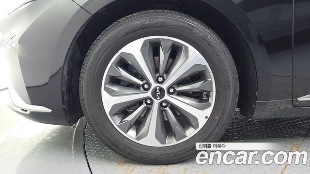 Kia K8 гибрид Noblesse - фото 4