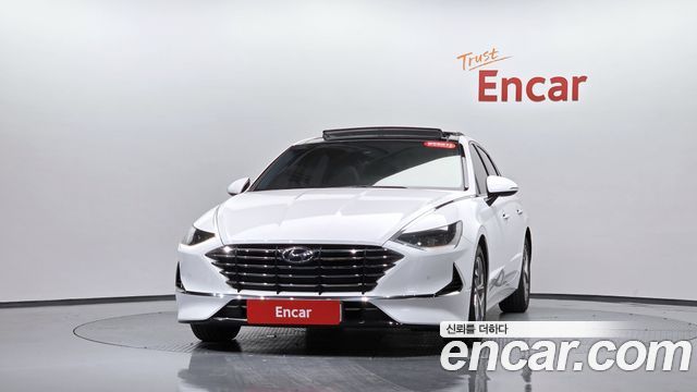 Hyundai Sonata DN8 2.0 Premium Family - фото 1