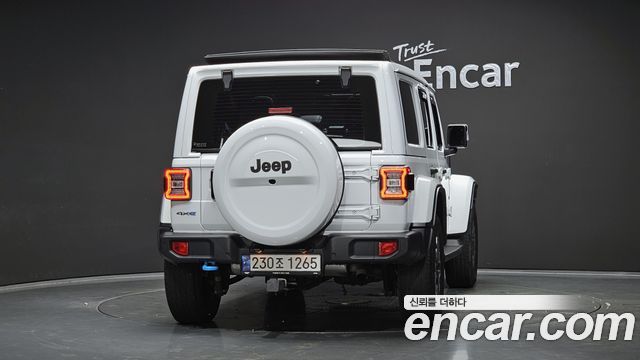 Jeep Wrangler JL 2.0 Overland Power Top 4Door 4xe - фото 3