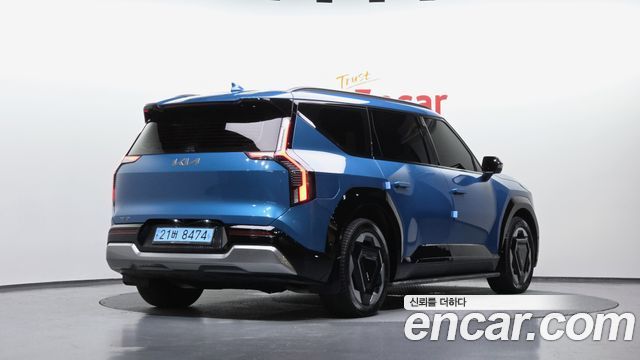 Kia EV9 Long Range 2WD Earth - фото 1