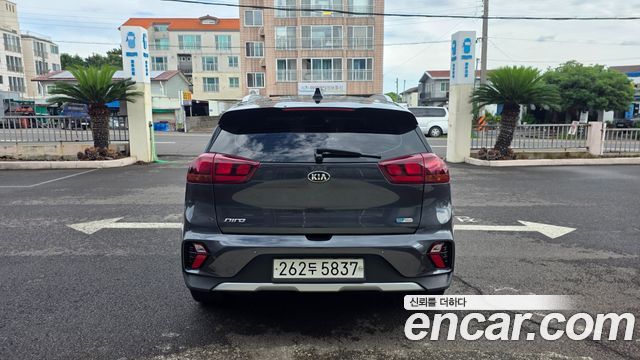 Kia Niro Новый 1.6 HEV Luxury - фото 4