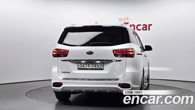 Kia Carnival Новый Gasoline 9-Seater Noblesse Special - фото 3