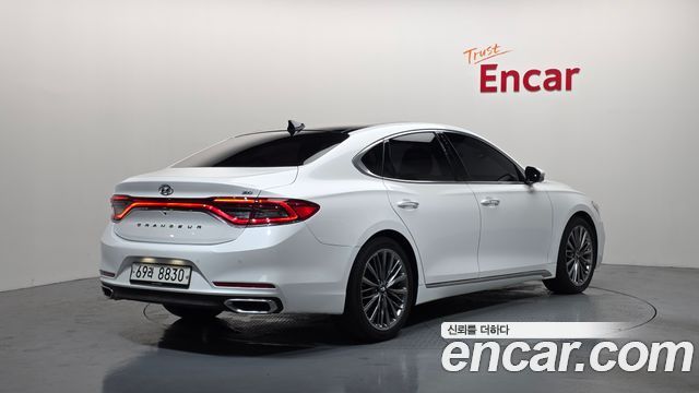 Hyundai Grandeur IG 3.0 Exclusive - фото 1