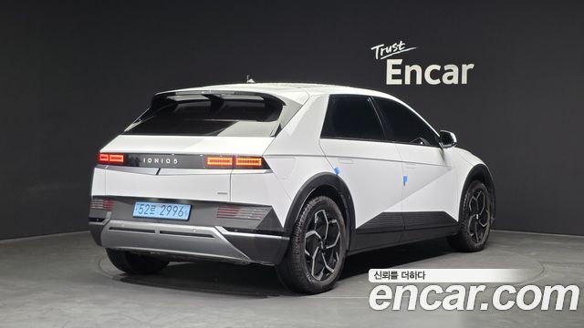 Hyundai Ioniq5 Long Range AWD Exclusive - фото 1