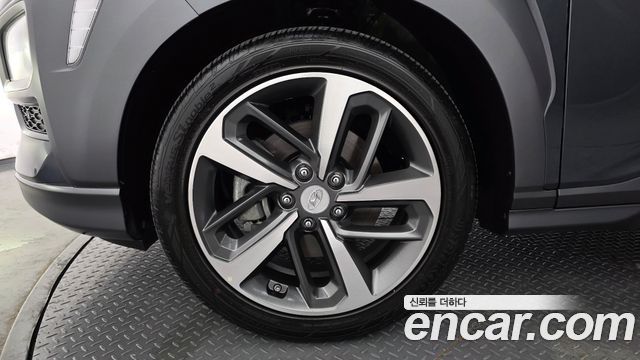 Hyundai Kona 1.6 Turbo 4WD Premium - фото 4