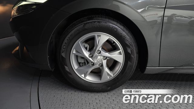 Hyundai Avante CN7 1.6 Smart - фото 4