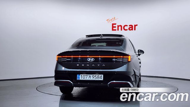 Hyundai Sonata DN8 1.6 Turbo Exclusive - фото 3