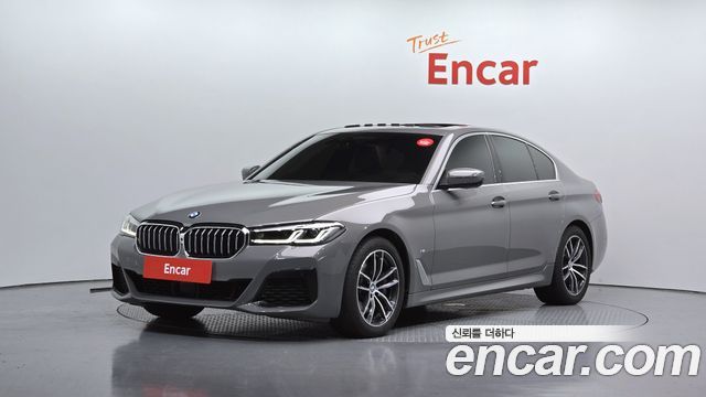 BMW 5-Series G30 523d M Sport - фото 0