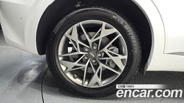 Genesis GV70 2.5T Gasoline 2WD - фото 3