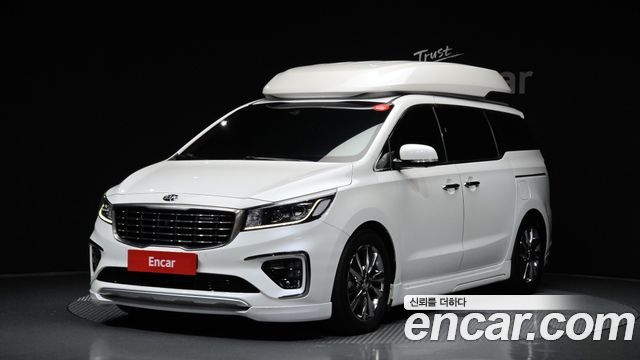 Kia Carnival Новый 9-Seater Hi-Limousine Noblesse Special - фото 0