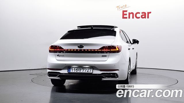 Kia K7 Premier, гибрид Signature - фото 3