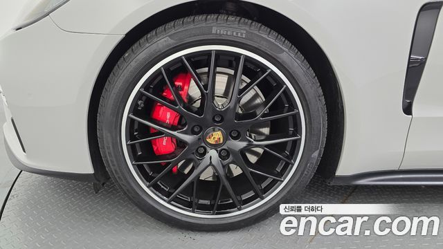 Porsche Panamera 4.0 GTS - фото 4