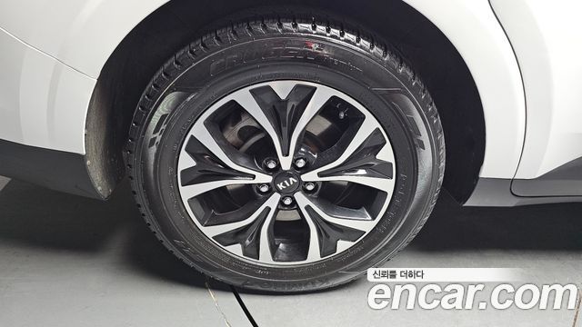 Kia Carnival 4-го поколения 9-Seater Prestige - фото 4